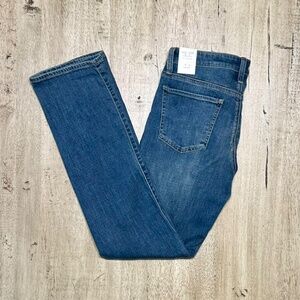 Lucky Brand Mid Rise Sweet Straight Jeans